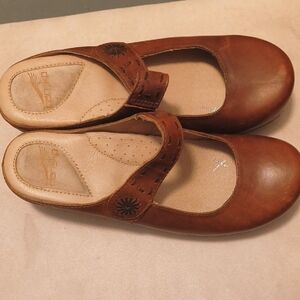 Dansko Chestnut Leather Clogs